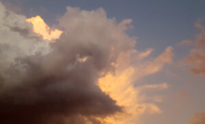 Nuvole al tramonto